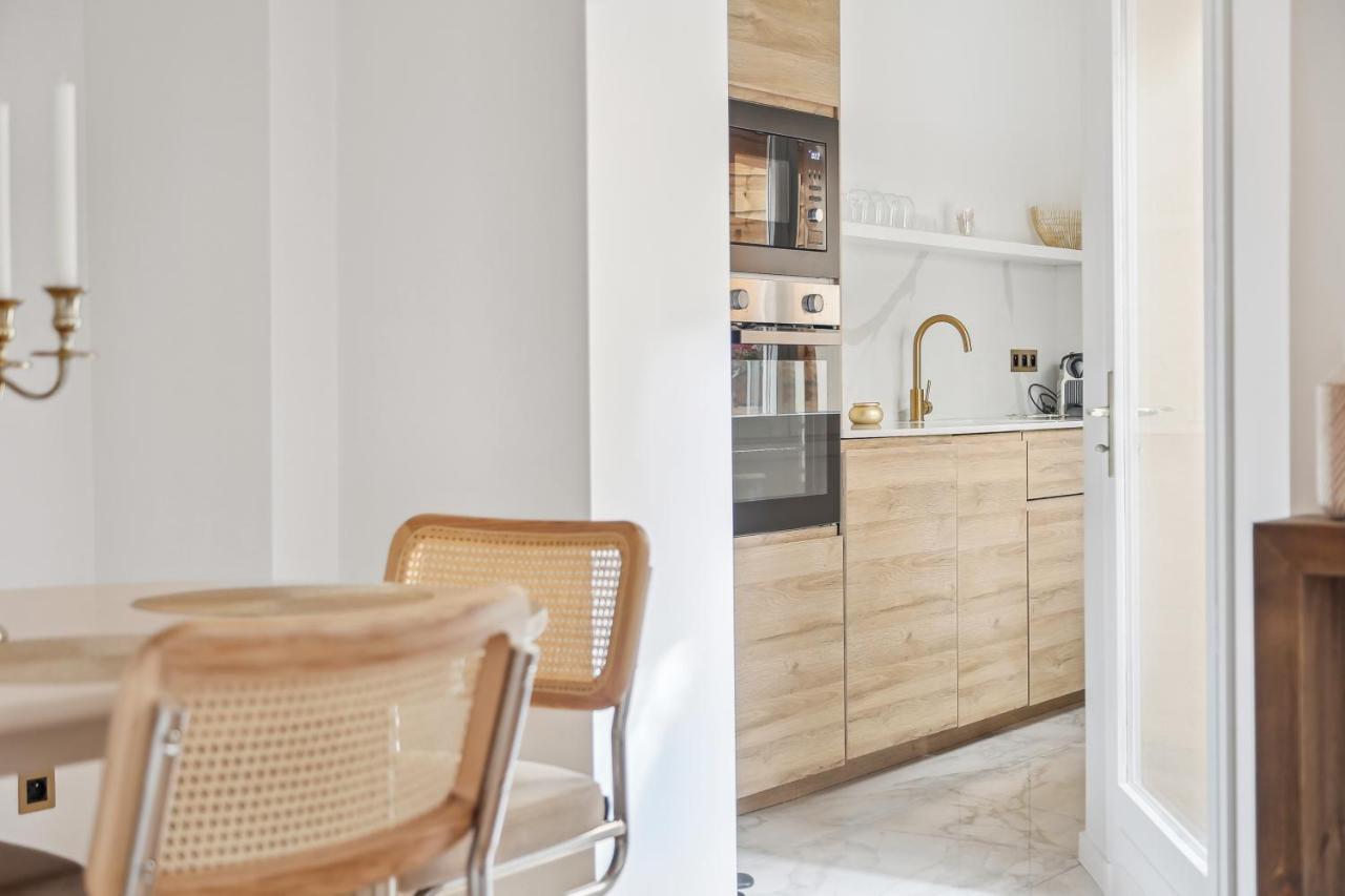 Suite Luxueuse Avec Jardin Prive Sauna Et Jacuzzi Parigi Esterno foto